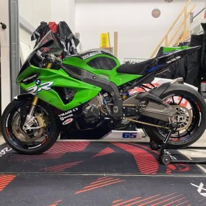 s1000rr_lift.jpg